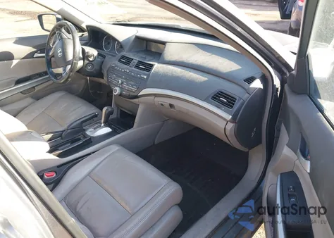 2009 Honda Accord 2.4 Ex-L z USA, uszkodzony, nr VIN 1HGCP26819A067202